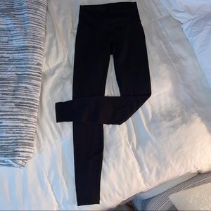 Lululemon Wunder Under leggings
